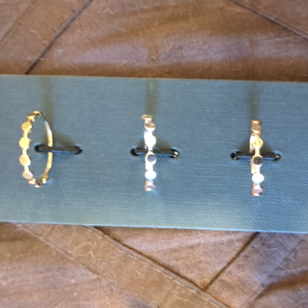 Ava & Aiden Size 8 Thin Circle Rings 3 Pack - Gold & Silvertone- New in Package